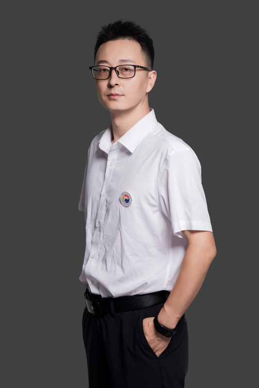 孙俊秀  语文老师