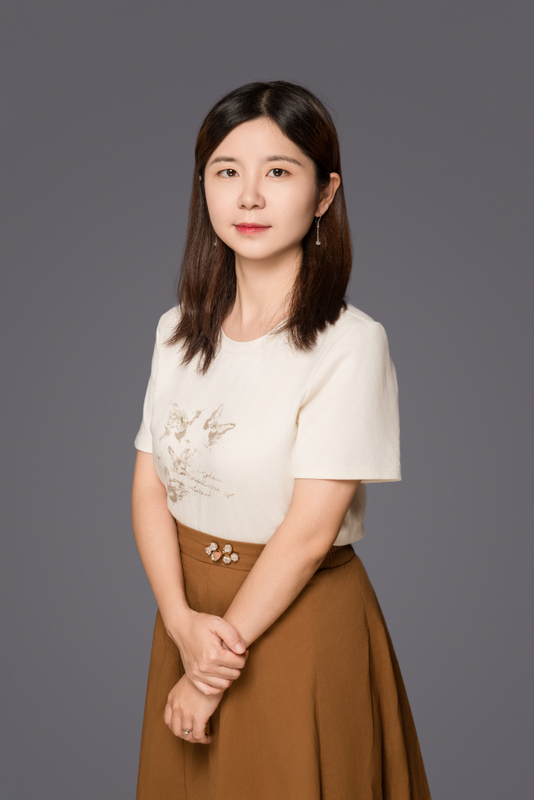 徐秋霞  数学教师