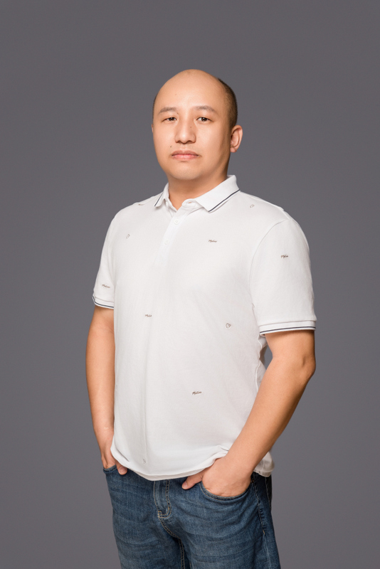 柳青辰 物理教师