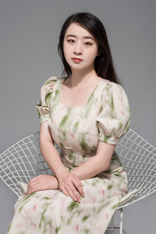 胡馨 美术教师