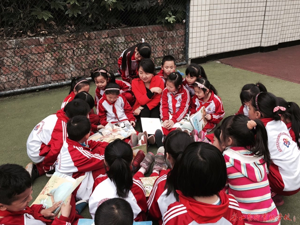 教师风采十小学部语文教师付小燕